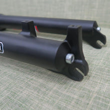 26" Bicycle Suspension Fork 28.6mm Tapered Tube Single Shoulder 1-1/8" Threadless, Disc Brake, Aluminum