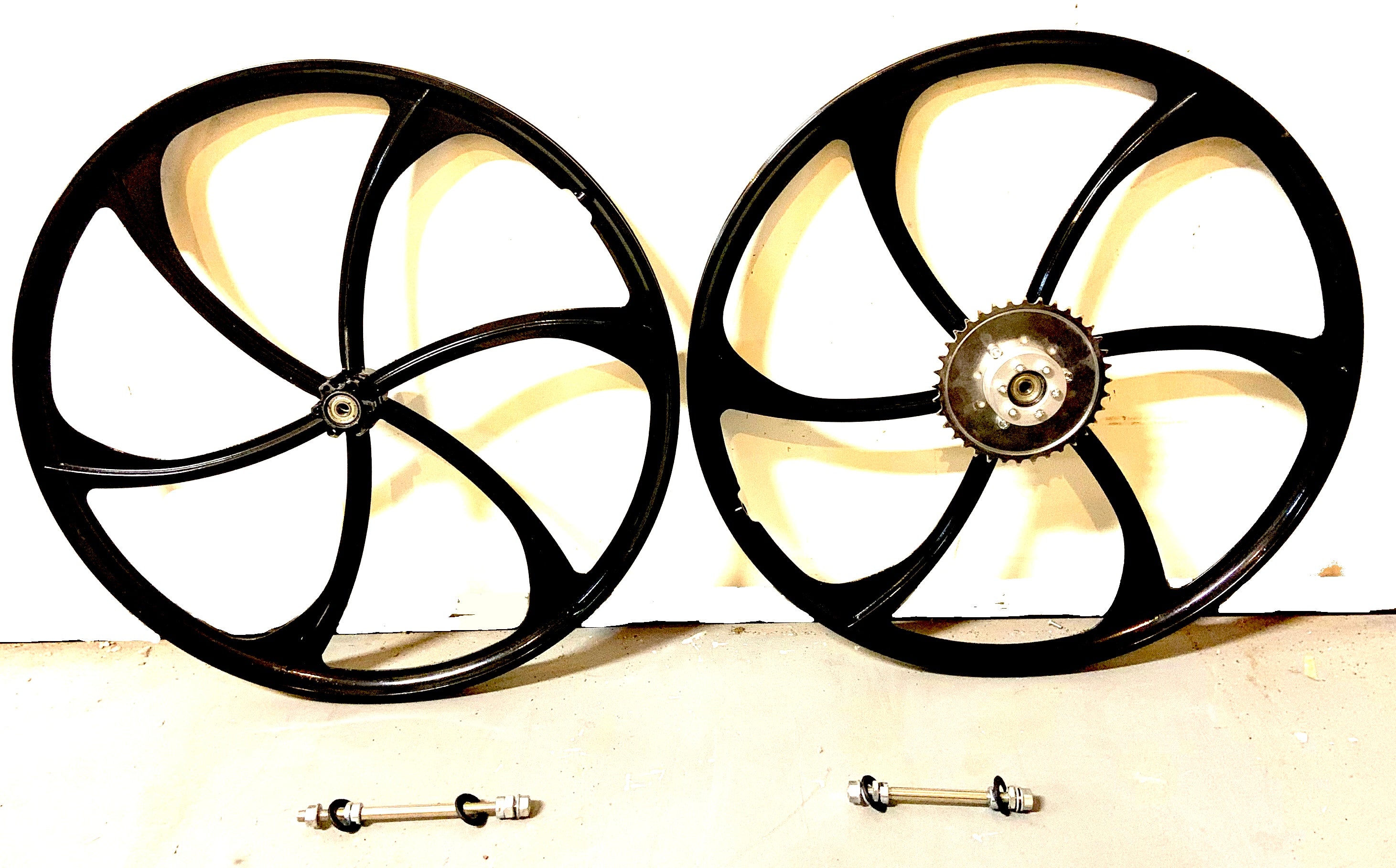Motorized Bicycle 29 Inch Mountain Bike Mag Wheels 29 Inch Bike